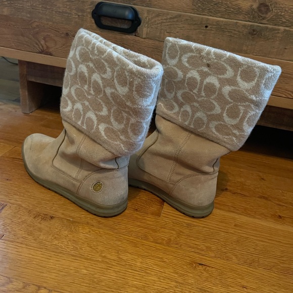 Coach Tatum suede boots with box. Size 7. - Picture 7 of 10